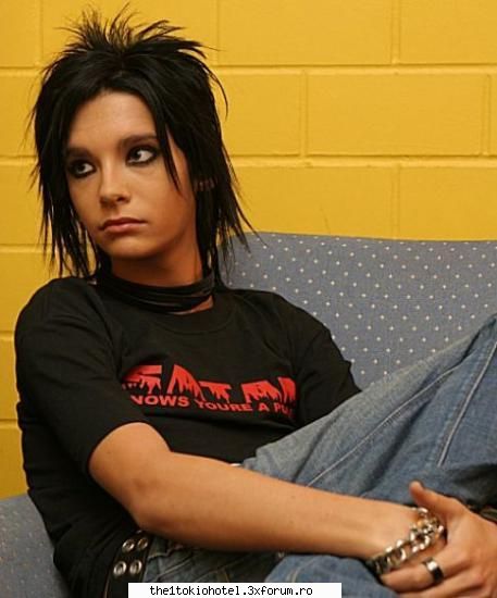 Comentarii...pareri..despre Bill - va tzuc:(...tre sa plec sa-mi fac temele k maine - bill