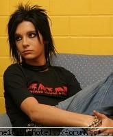 Poze Bill}{ - ce mumos ..valei ....cad ..ce botos e el aicea:D - bill