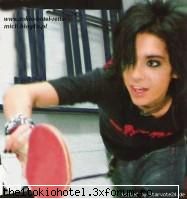 eh yo sh fratziorul meu ..la o bila ;) poze bill}{