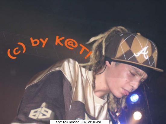 sweet_tokio.hotel - tot bill hai si o poza cu skumpiku dulciku d tom - M3&You